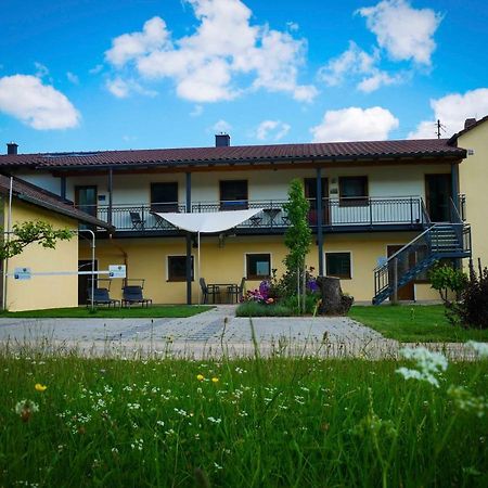 Ferienwohnung Preuschens Hof Egloffstein Exterior foto