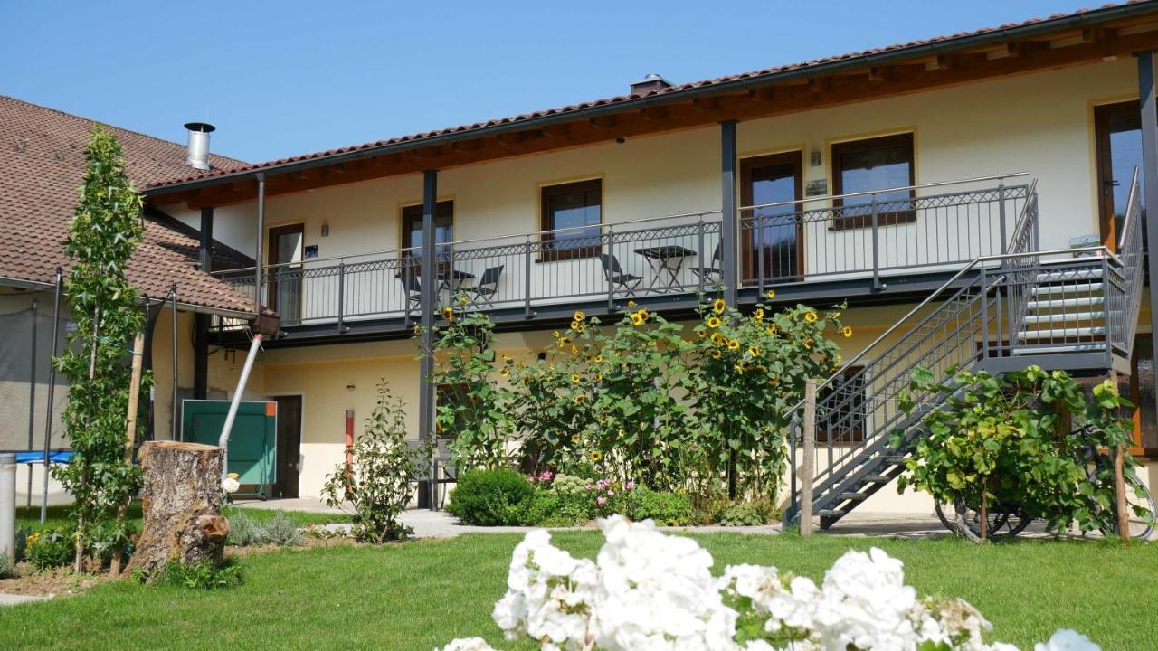 Ferienwohnung Preuschens Hof Egloffstein Exterior foto